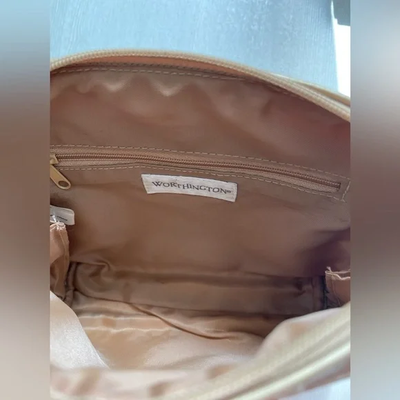 Gold Quilted Crossbody Purse Worthington - Picture 3 of 3